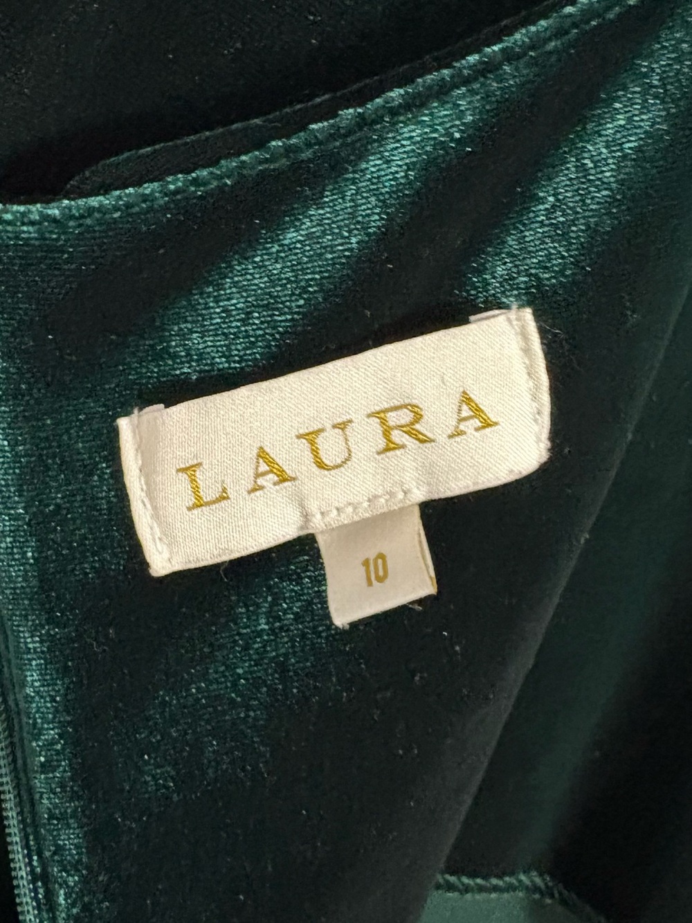 Laura Dress - Picture 6 of 7
